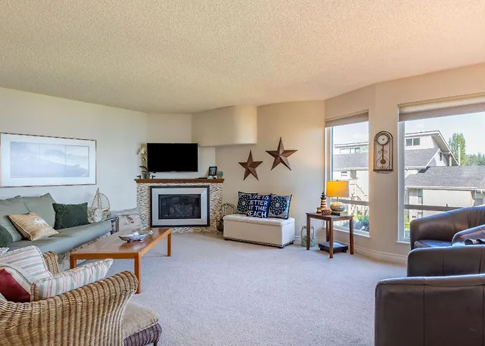 Mutiny Bay Condo By Avantstay